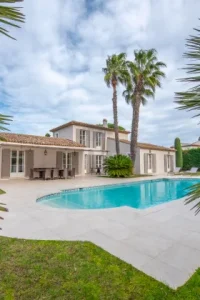 Villa Tarina