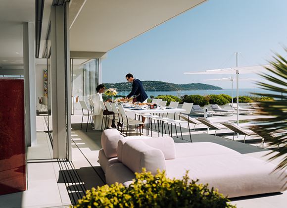 rent 1 mln villa st tropez private air travel